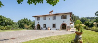 Villa Scarperia by MMega