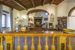 Lobby - Villa Radda by MMega (Gaiole In Chianti)