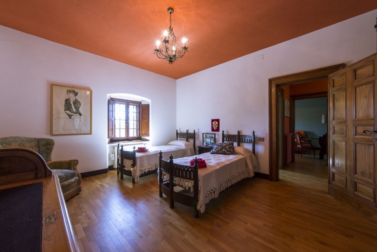 6 chambres, bureau, fer et planche à repasser, Wi-Fi