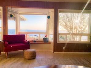 Interior - Your private beach front holiday Villa Redwood coast, sandy beach, views galore! (Smith River)
