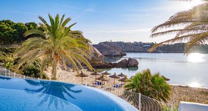 Family 2-Bed Apartment | Near the Beach | Sleeps 6