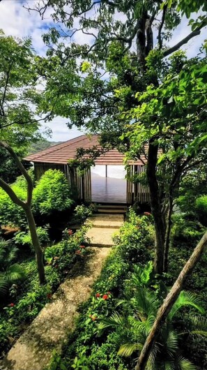 Property grounds - VILLA DELFIN - BEACHFRONT LUXURY 180° VIEWS (Rivas)