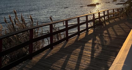 Family Friendly Villa with Sea Views – Short Walk to Beach & Town