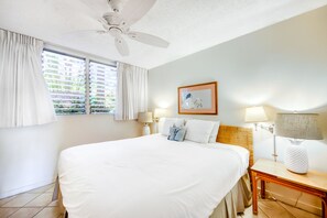1 bedroom, iron/ironing board, internet, bed sheets - Ground-floor, tropical-themed condo with full Kitchen & furnished patio (Lahaina)