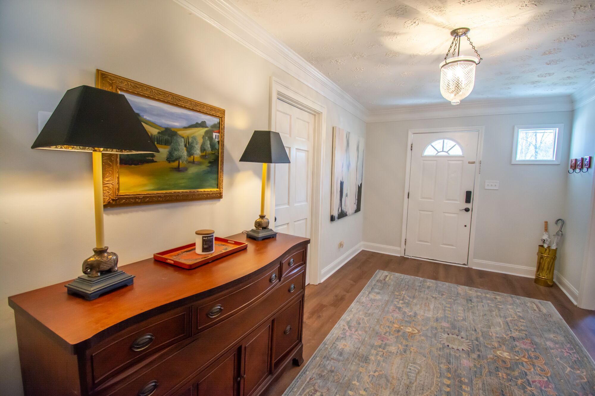 المنشأة من الداخل