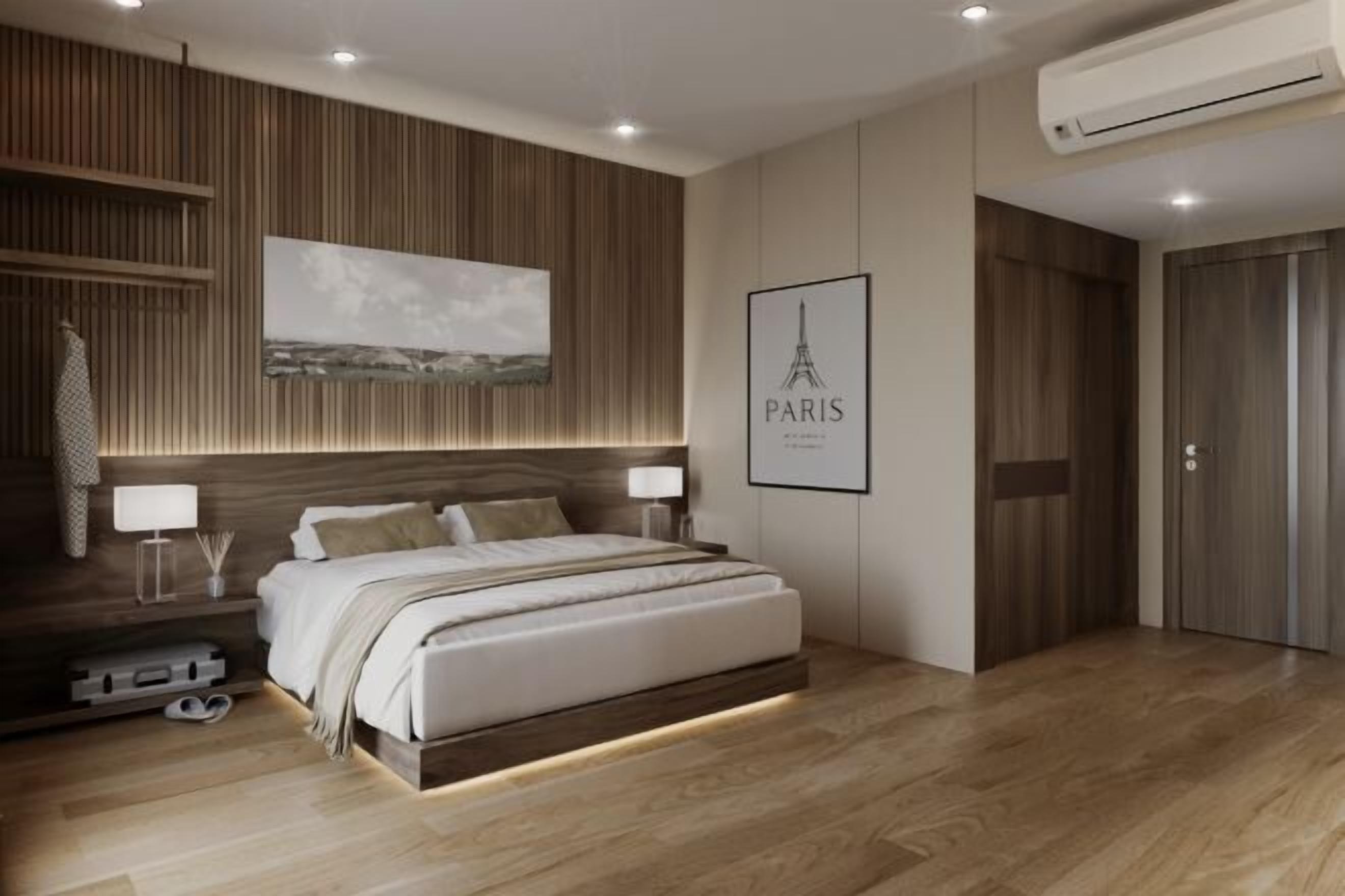 Desk, soundproofing, iron/ironing board, free WiFi