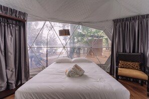 Igloo | Blackout drapes, bed sheets - Roxy Telok Serabang (Lundu)