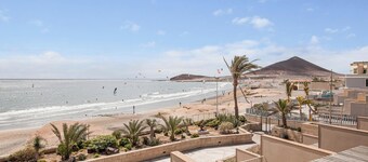 Vacation Apartment "Casa Médano 18" with Sea & Mountain Views & Wi-Fi