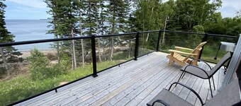 Magical Modern Beach House on Bras D'or Lakes/Surround Deck/Newly Built