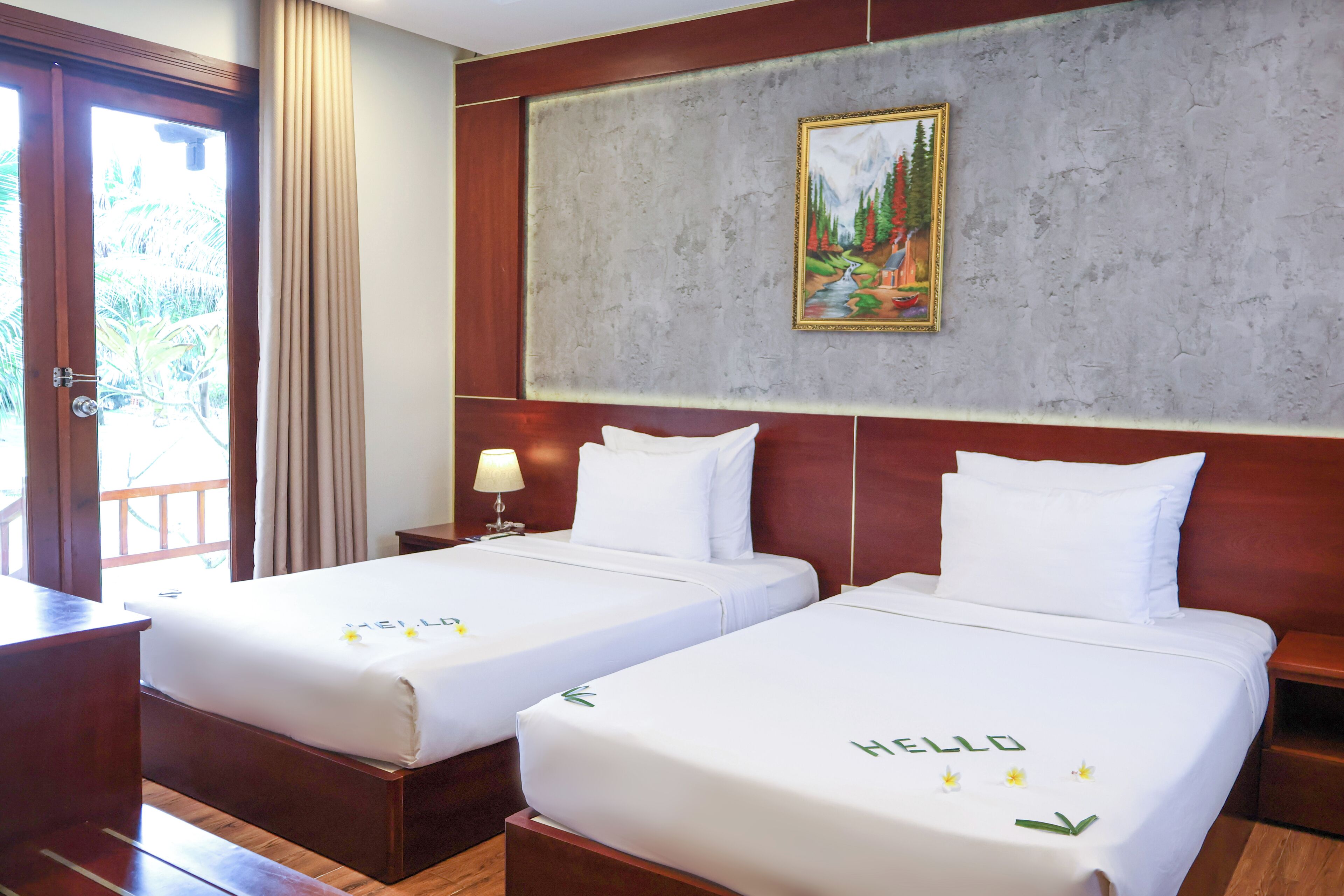 32-inch Smart TV with cable channels