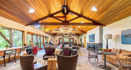 Flurry by AvantStay | Tahoe Donner Home w/ Access to Northstar Resort Community
