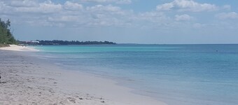 Beautiful Spacious Luxurious Home