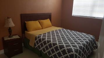 3 bedrooms, free WiFi, bed sheets