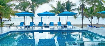 BLUE DIAMOND TRANQUILITY RESORT-Private Luxury Villa - 8 King Rooms-ON THE BEACH