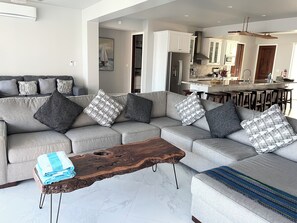 TV connectée, chaîne hi-fi, imprimantes