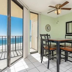 Condo, 1 Bedroom | Dining