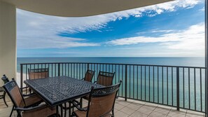 公寓式客房, 3 间卧室 | 阳台