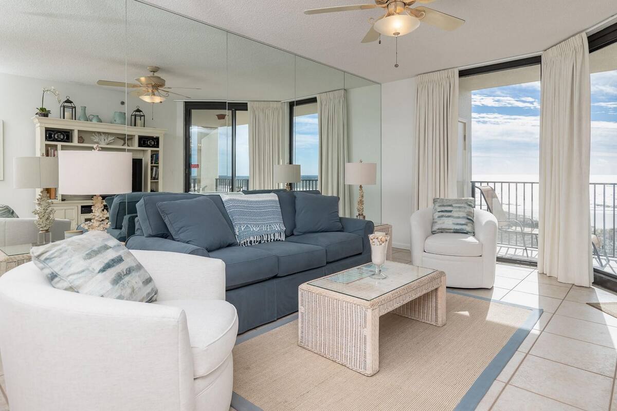 Condo, 2 Bedrooms | Living room | 36-inch TV with digital channels