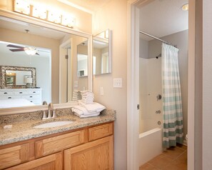 Condo, 3 Bedrooms | Bathroom - Phoenix Viii by Brett Robinson Vacations (Orange Beach)