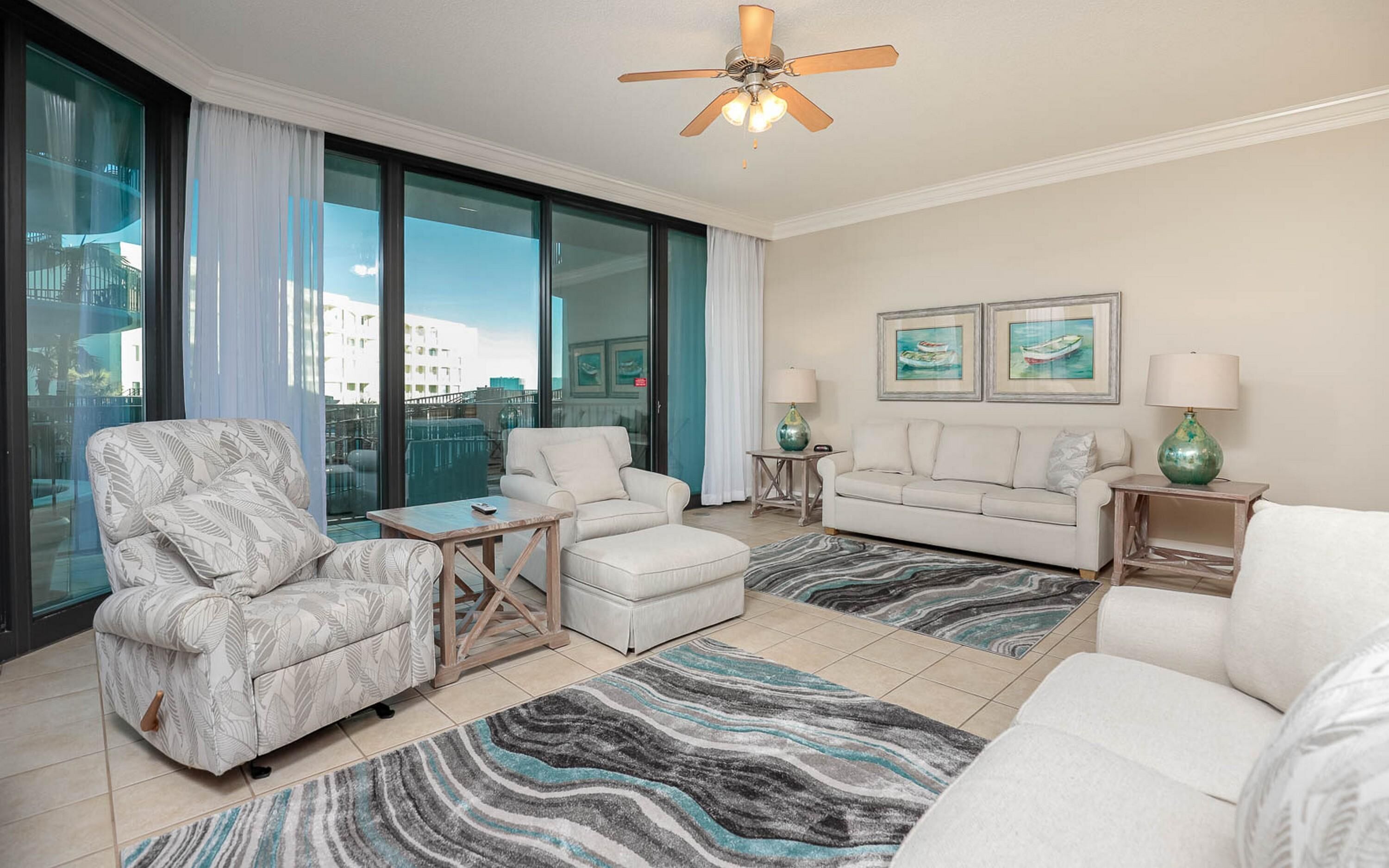 Phoenix on the Bay 2 by Brett Robinson Vacations Reviews, Deals