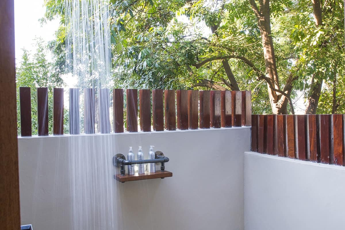 Dusche im Bad