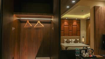Executive Room | Wardrobe