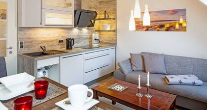 Carlotta's Beachroom