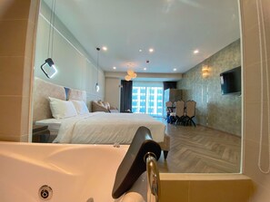 Luxury Apartment | Egyptian cotton sheets, premium bedding, in-room safe - Gold Coast Luxury Apartment Nha Trang (Nha Trang)