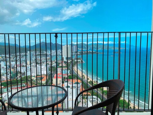 Gold Coast Luxury Apartment Nha Trang