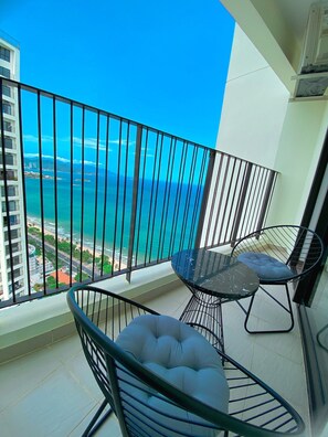 Luxury Apartment | Beach/ocean view