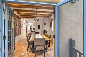 Dining - Walk Everywhere, Amazing Yards, On Canyon Rd (Santa Fe)