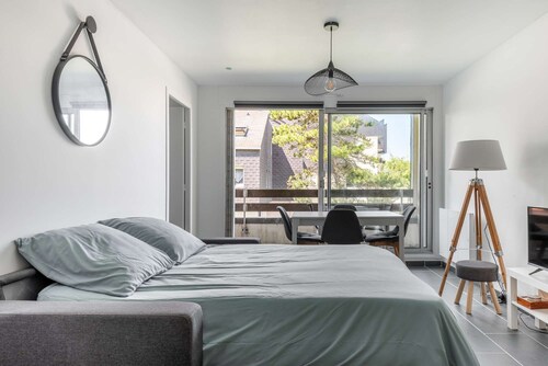 Appt lumineux - Avec balcon à 400m de la plage