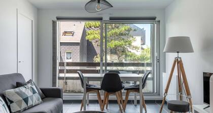 Bright apartment - With balcony 400m from the beach