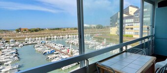 Apartment with sea and marina view - Loggia - Parking