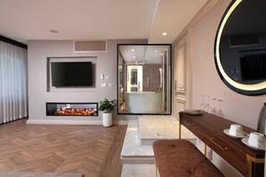 Premium bedding, in-room safe, individually furnished, blackout curtains - Walton Gardens Pera (Istanbul)