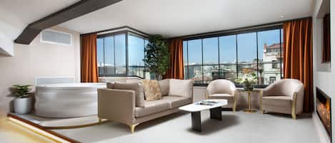 Terrace Suite | Premium bedding, in-room safe, individually furnished, blackout curtains