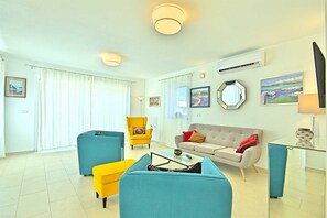 TV, DVD player, stereo - Villa Larisa (Sveti Lovrec)