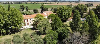 GITE WITH SHARED POOL IN THE CAMARGUE