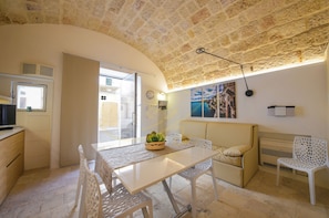 Dining - TD Casa Kairos Cozy Smart Apartment in the Cen... (Polignano a Mare)
