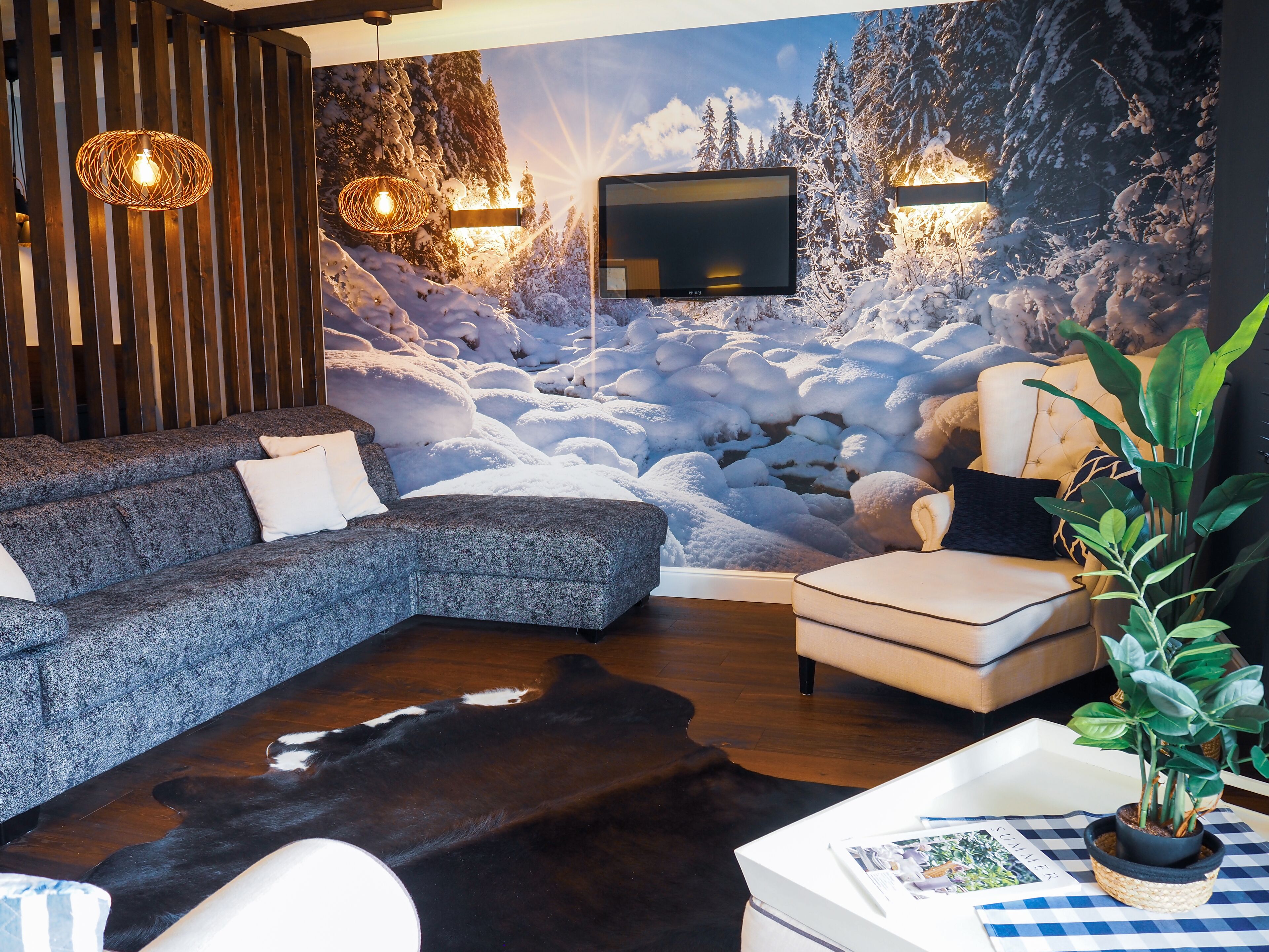 Deluxe Apartment, Sauna, Whirlpool, Balcony (Nr 3) | Living area | Flat-screen TV