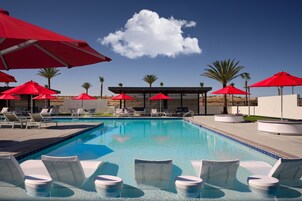 Piscina externa
