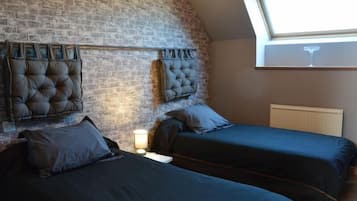 2 bedrooms, free WiFi, bed sheets