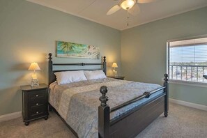 3 bedrooms, desk, iron/ironing board, free WiFi