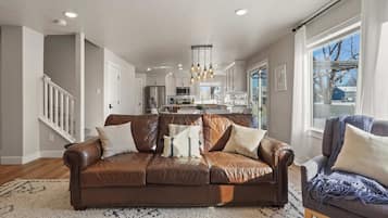 TV, fireplace, books, offices