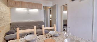 Direct access to the slopes - flat for 4