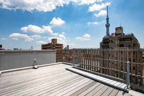 Vue sur la ville depuis l’hébergement