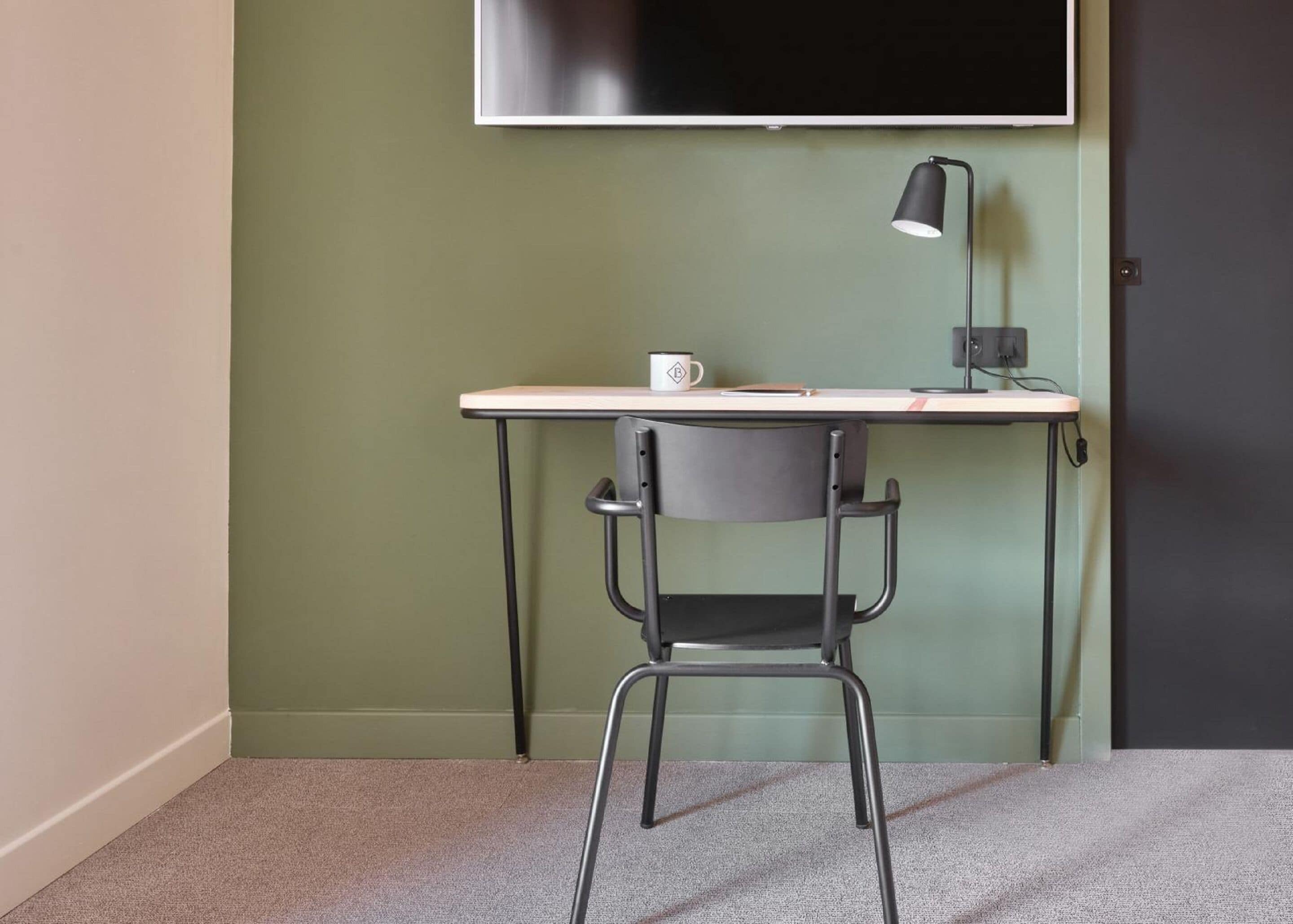 le dortoir | 1 bedroom, premium bedding, desk, laptop workspace