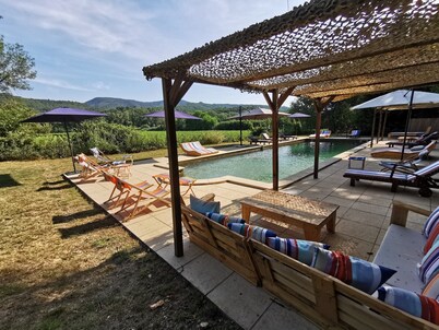 Large estate for 35 people