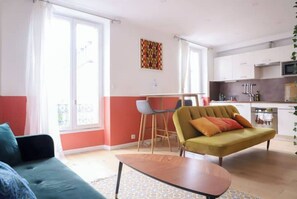 Smart TV - Let try you with this little paradise located at 10 min from Paris! (Argenteuil)