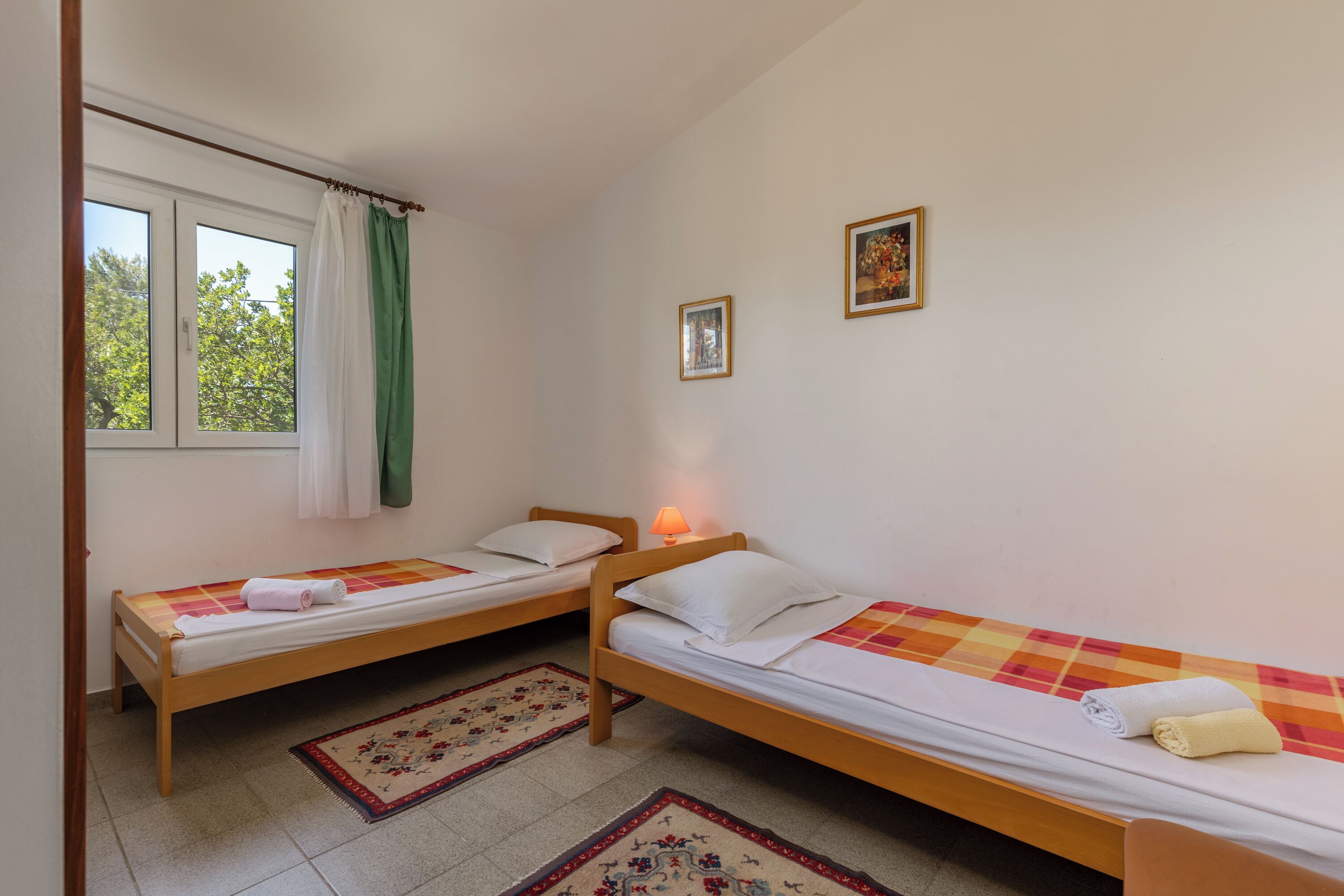 2 soverom, wi-fi (inkludert) og sengetøy